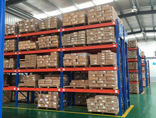 洗護云倉發(fā)貨 電商第三方倉儲 日用品倉庫外包 日化產(chǎn)品快遞物流一件